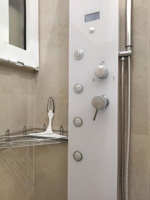 ミラノSmart Sarpi Monolocaleアパートメント エクステリア 写真